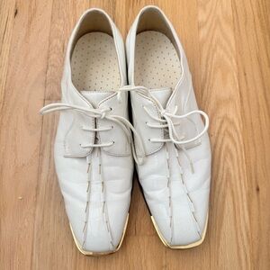 Vintage Hugo Vitelli dress shoe. Size 10.